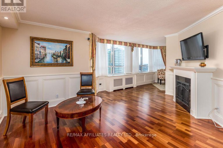 28251371/914-80-sandcastle-drive/leslie-park/ottawa/ontario/K2H9E7_11