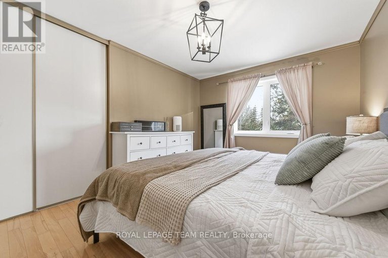 29158595/74-castleford-road/horton-twp/horton/ontario/K7V3Z8_12