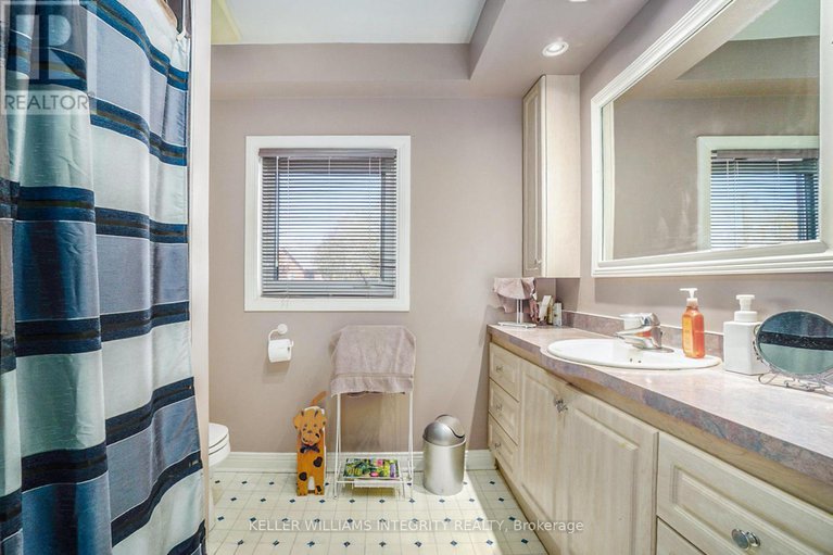 28309435/171-irving-avenue/hintonburg/ottawa/ontario/K1Y1Z6_18