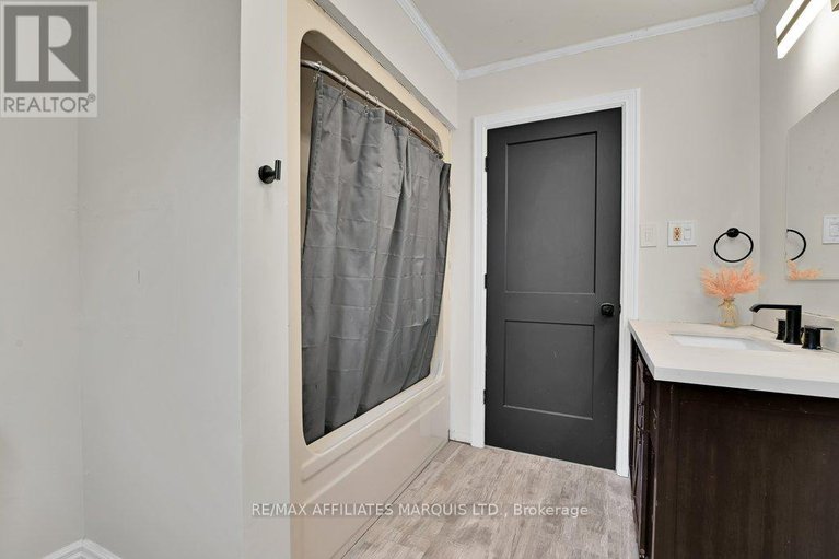 28989293/21450-concession-10-road/south-glengarry-lancaster-twp/south-glengarry/ontario/K0C1A0_19