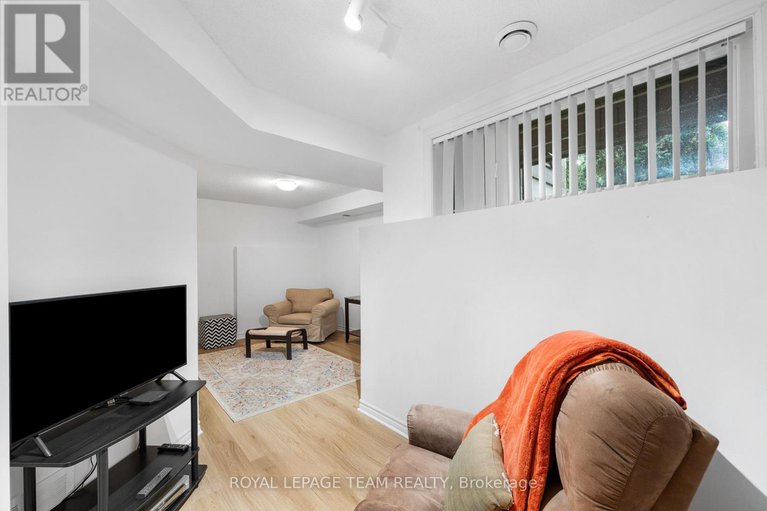 28917832/117-51-poplin-street/riverside-southgloucester-glen/ottawa/ontario/K4M0G7_28