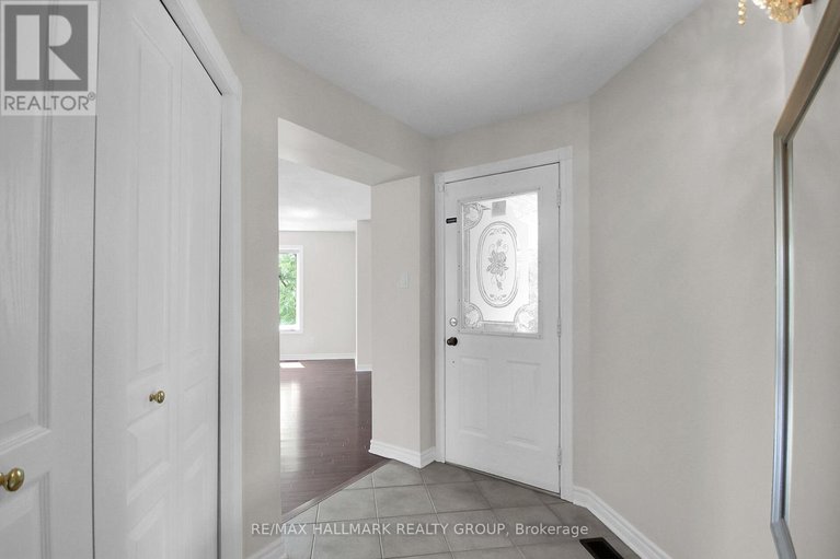 28575098/5-20-edenvale-drive/beaverbrook/ottawa/ontario/K2K3L4_4