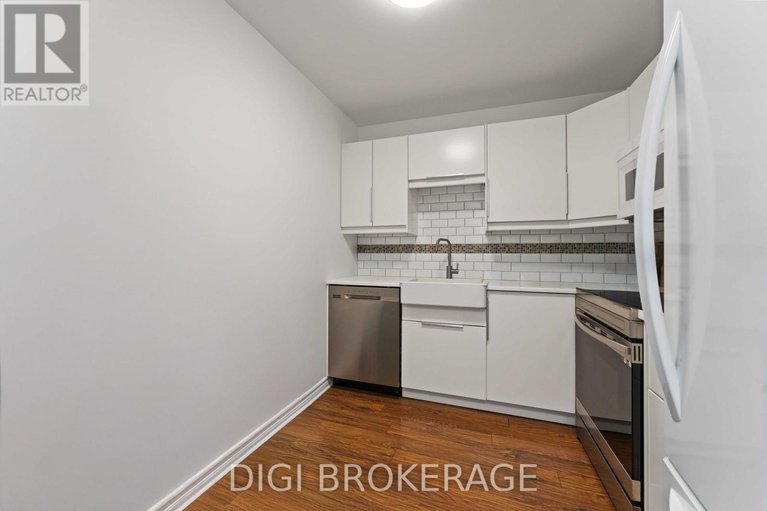 28754553/401-1974-st-laurent-boulevard/hawthorne-meadows/ottawa/ontario/K1G4L5_17