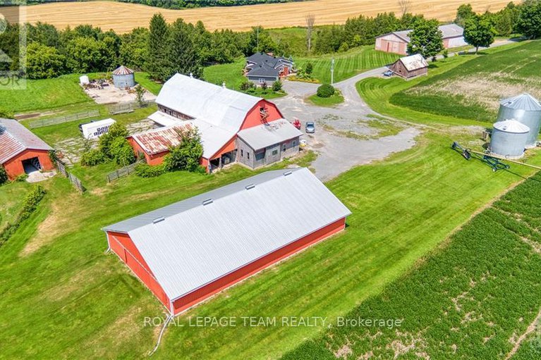 27581108/6443-martin-street/blakeneyalmonte/almonte/ontario/K0A1A0_29