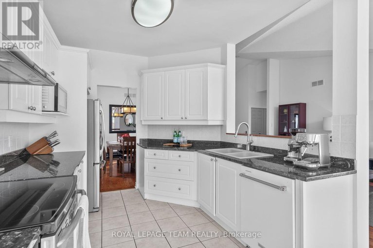 28525095/29-shining-star-circle/stittsville-south/ottawa/ontario/K2S2B4_23