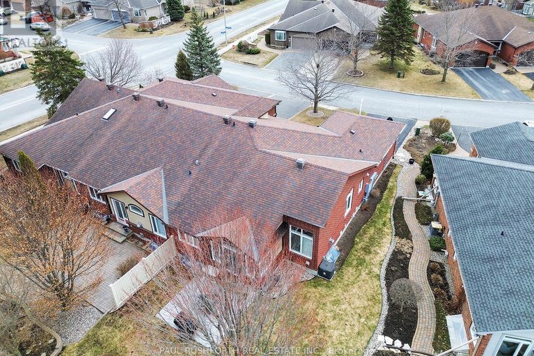 29468435/47-peregrine-crescent/bridlewood/ottawa/ontario/K2M2T2_26