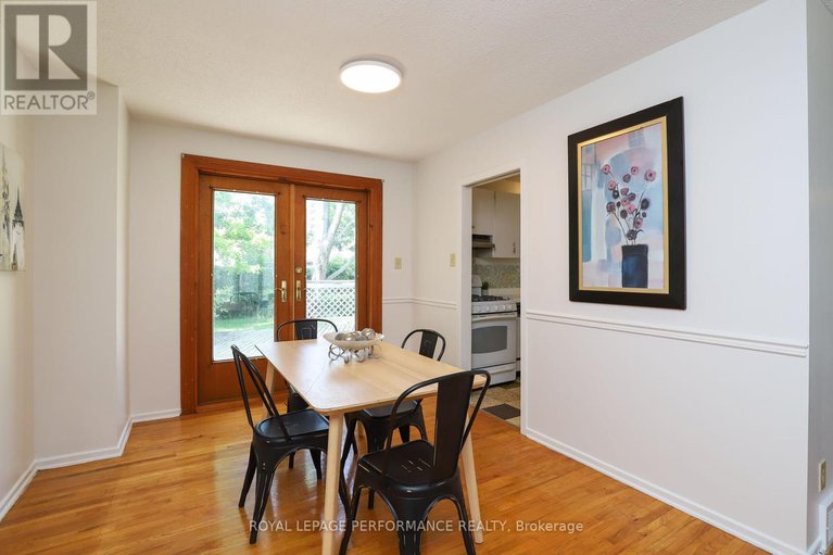 28611578/45-keewatin-crescent/borden-farmstewart-farmcarleton-heightsparkwood-hills/ottawa/ontario/K2E5S2_10