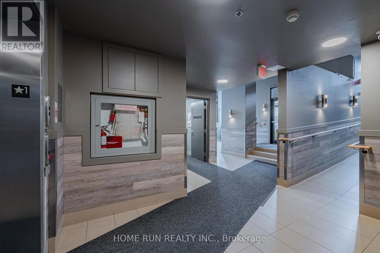 28801243/210-429-kent-street/ottawa-centre/ottawa/ontario/K2P1B5_15