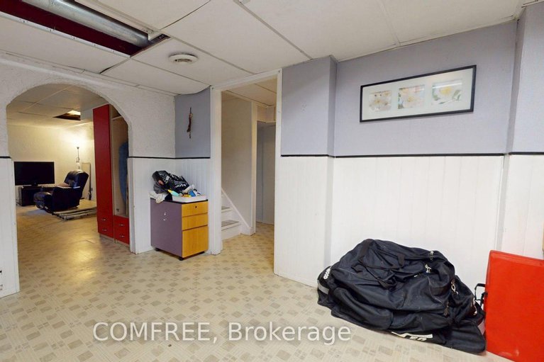 28707521/791-gadwell-court/chatelaine-village/ottawa/ontario/K1E2L1_27