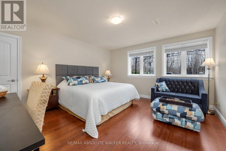 29487630/8134-adam-baker-way/osgoode-twp-north-of-reg-rd-6/ottawa/ontario/K0A2P0_36