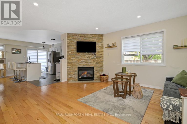 28907580/2087-breezewood-street/springridgeeast-village/ottawa/ontario/K4A4R7_6