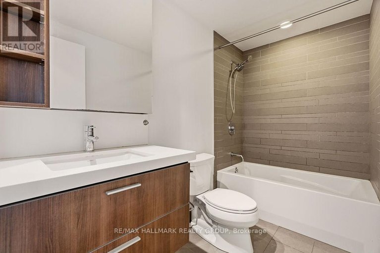 29473230/203-360-mcleod-street/ottawa-centre/ottawa/ontario/K2P1A9_19