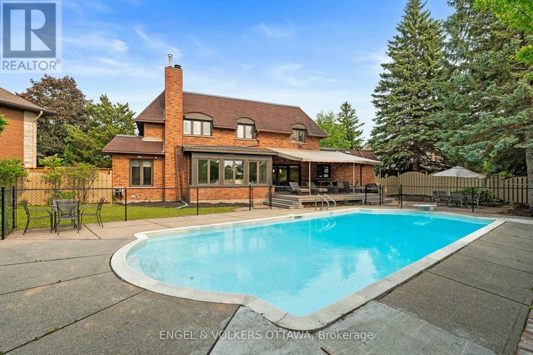 28648909/20-garand-place/urbandale-acres/ottawa/ontario/K1H8M1_42