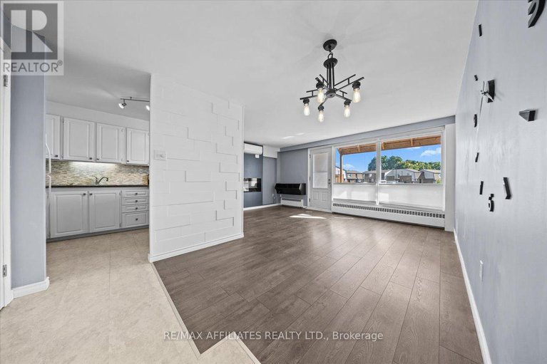 28841566/113-915-elmsmere-road/beacon-hill-south/ottawa/ontario/K1J8H8_18