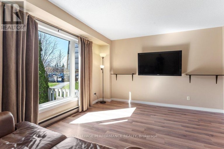 29678414/55-2610-draper-avenue/redwood-park/ottawa/ontario/K2H8X8_12