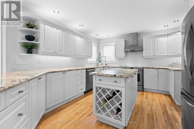 28859388/711-merkley-drive/fallingbrookpineridge/ottawa/ontario/K4A2T7_13