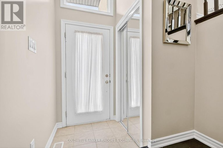 28991192/815-mikinak-road/cfb-rockcliffe-and-area/ottawa/ontario/K1K4Z9_3