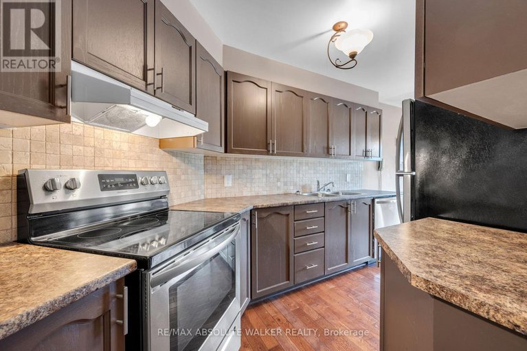 28933682/1647-locksley-lane/beaconwood/ottawa/ontario/K1J1B6_10