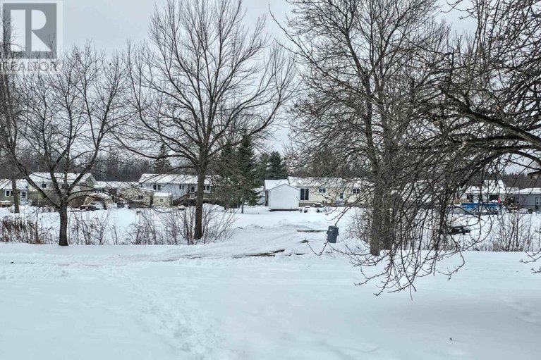 29234673/29-pine-street/ingleside/south-stormont/ontario/K0C1M0_37