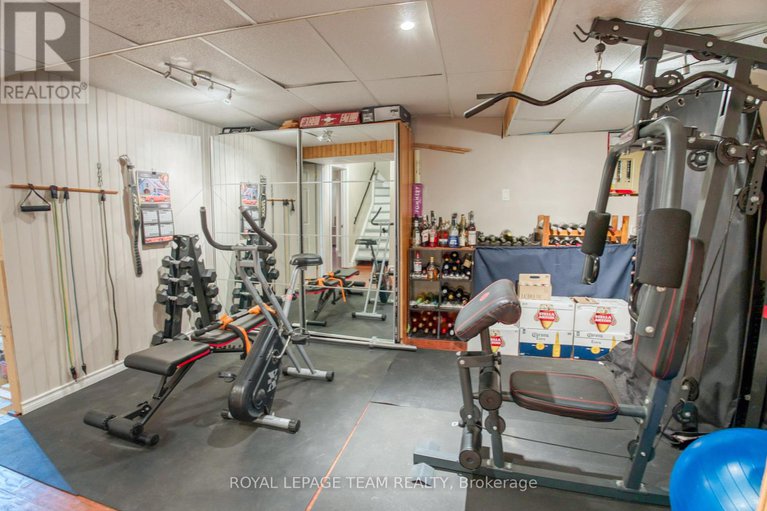28854199/8-huntsman-crescent/bridlewood/ottawa/ontario/K2M1J2_38