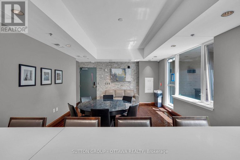 28309785/612-238-besserer-street/sandy-hill/ottawa/ontario/K1N6B1_32