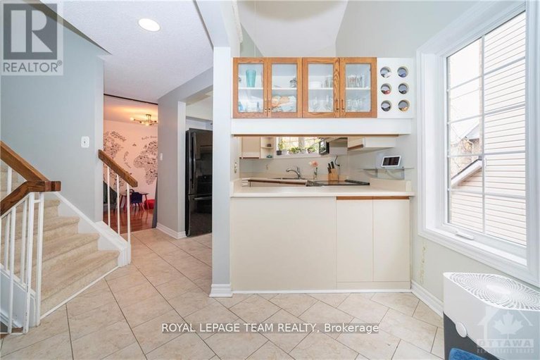 29613810/2982-richmond-road-s/fairfield-heights/ottawa/ontario/K2B6S7_10