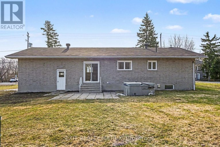 29597745/60-charles-street/north-stormont-finch-twp/north-stormont/ontario/K0A1R0_29