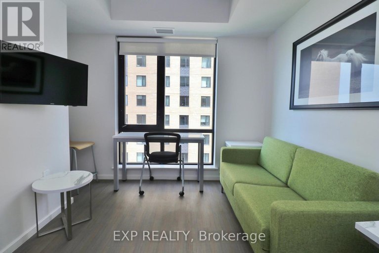 28905397/2308-105-champagne-avenue-s/west-centre-town/ottawa/ontario/K1S4P3_12