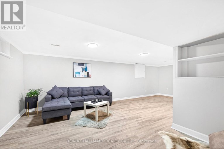 29462514/1930-southampton-court/braemar-park/ottawa/ontario/K2C0W4_35