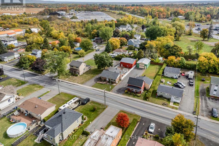 28923797/323-longueuil-street/lorignal/champlain/ontario/K0B1K0_29