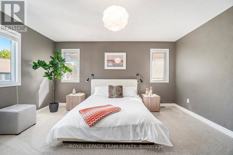 28937544/369-glenbrae-avenue/morgans-grantsouth-march/ottawa/ontario/K2W0C2_22