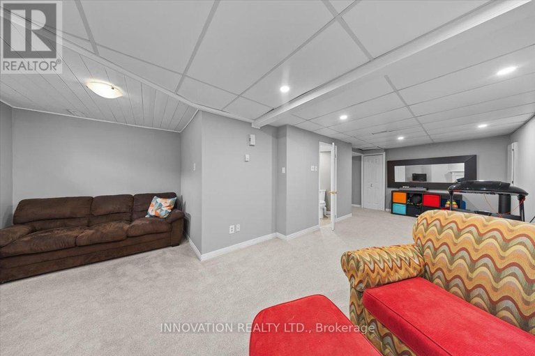 29687409/32-weybridge-drive/cedargrovefraserdale/ottawa/ontario/K2J2Z7_33