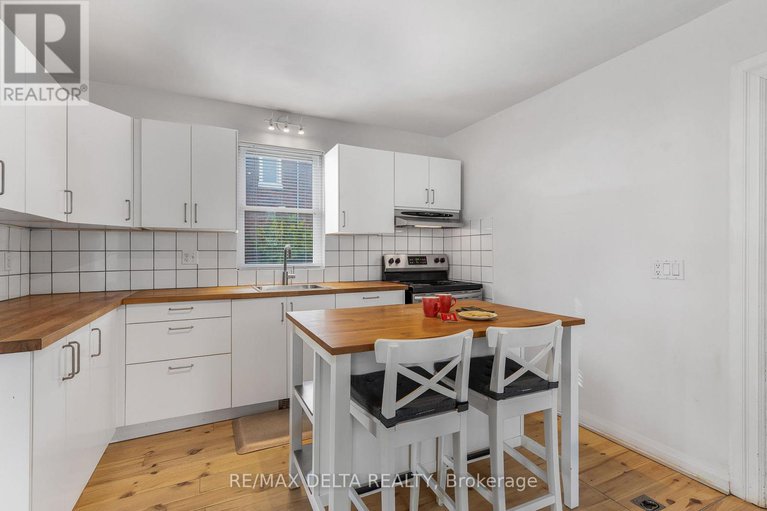 29086342/89-high-street/vankleek-hill/champlain/ontario/K0B1R0_19