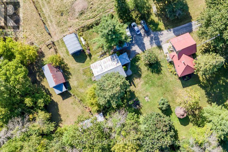 28847636/2828-con10-n/pakenham/mississippi-mills/ontario/K0A2X0_35