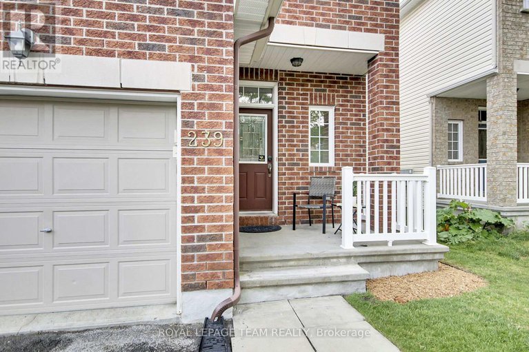 28564570/239-waymark-crescent/bridlewood/ottawa/ontario/K2M0A6_9
