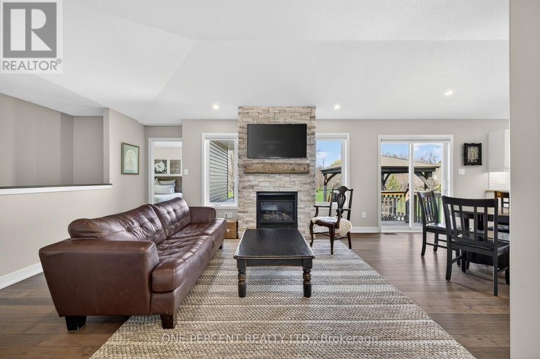 29647560/3012-drew-drive/north-dundas-mountain-twp/north-dundas/ontario/K0E1W0_3