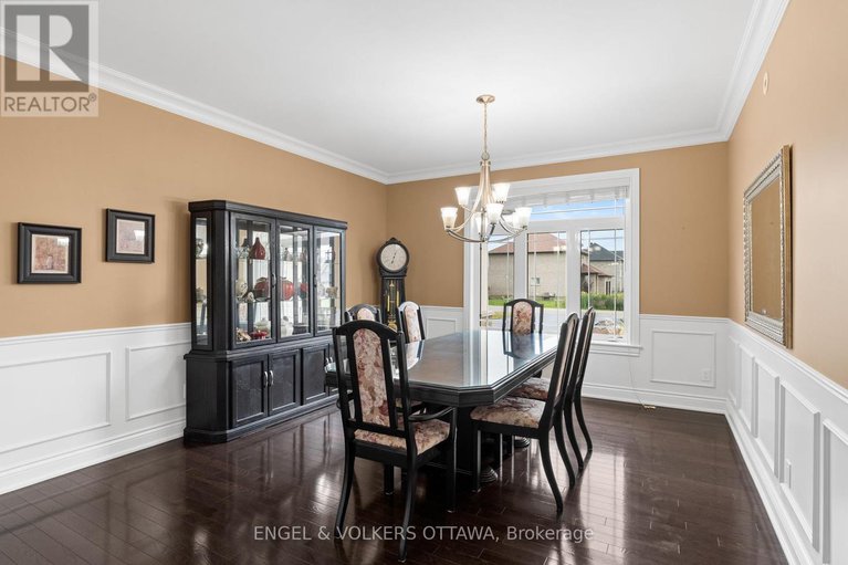 28819198/7510-village-centre-place/osgoode-twp-north-of-reg-rd-6/ottawa/ontario/K4P0C8_14