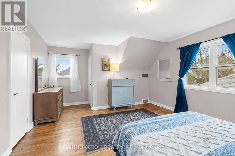 29116393/542-wolffdale-crescent/overbrookcastle-heights/ottawa/ontario/K1K1N5_24