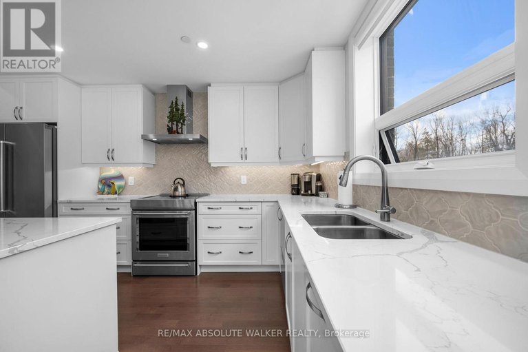 29612742/104-110-cortile-private/riverside-southgloucester-glen/ottawa/ontario/K1V2S8_13