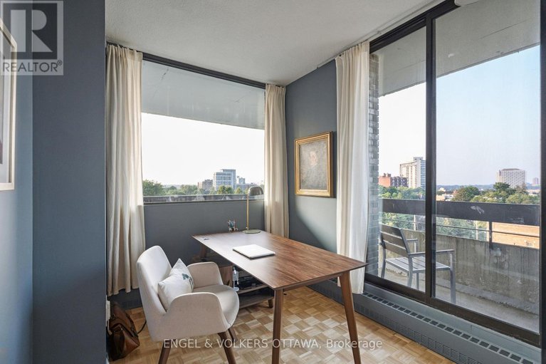 28811809/8a-400-laurier-avenue-e/sandy-hill/ottawa/ontario/K1N8Y2_29