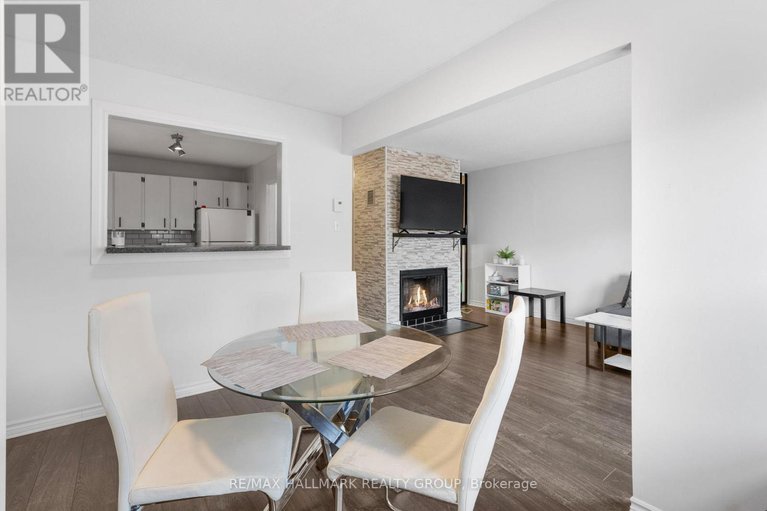 29157737/107-3445-uplands-drive/hunt-club/ottawa/ontario/K1V9N5_17