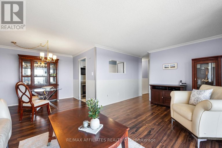 28925506/2305-1025-richmond-road/woodroffe/ottawa/ontario/K2B8G8_8