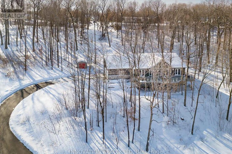 29350318/731-usborne-street/mcnabbraeside-twps/mcnabbraeside/ontario/K0A1G0_4