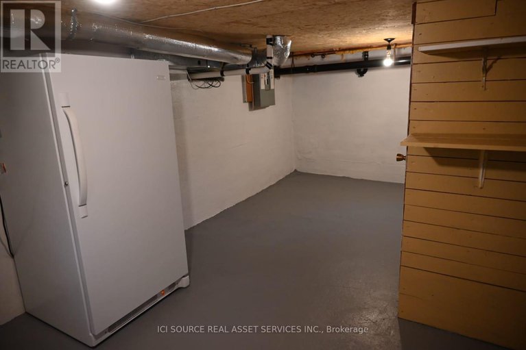 29278430/11-peter-street/maxville/north-glengarry/ontario/K0C1T0_14