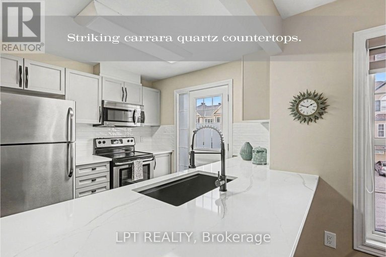 29548780/607-meadowcreek-circle/emerald-meadowstrailwest/ottawa/ontario/K2M0J9_8