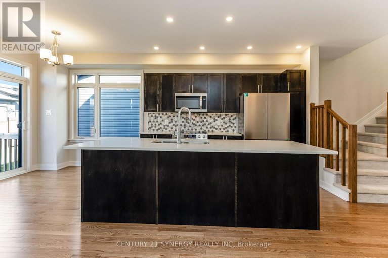 29583770/76-heirloom-street/riverside-southgloucester-glen/ottawa/ontario/K4M1B2_6