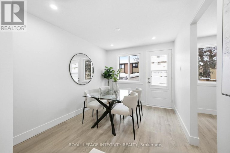 29285913/6-7868-jeanne-darc-boulevard-n/convent-glen-north/ottawa/ontario/K1C2E9_11