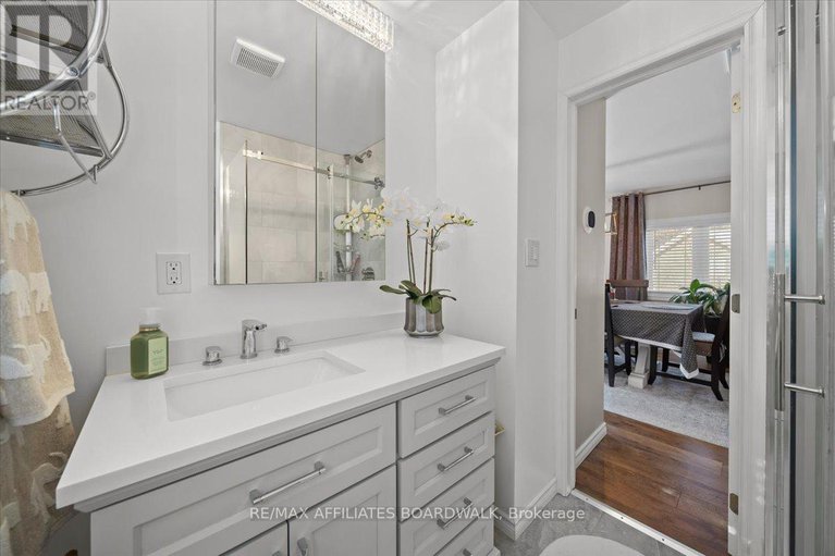 28310182/191-macmillan-lane/constance-bay/ottawa/ontario/K0A3M0_21