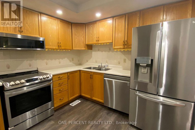 29208573/292-temby-private/hunt-club-parkgreenboro/ottawa/ontario/K1T2W2_6