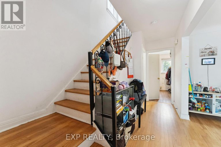 28635953/1395-caldwell-avenue/carlington/ottawa/ontario/K1Z8L3_4